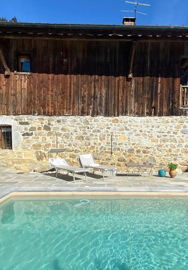 La Ferme Des Cousines Apartment Saint-Sigismond  Екстериор снимка